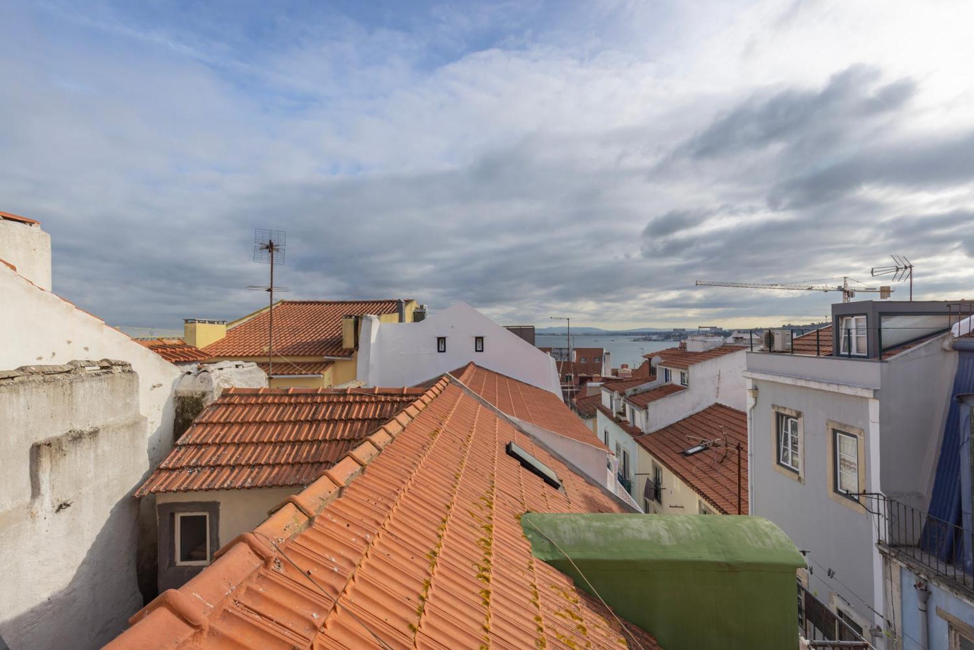 Madragoa Studios Lisbon Exterior photo